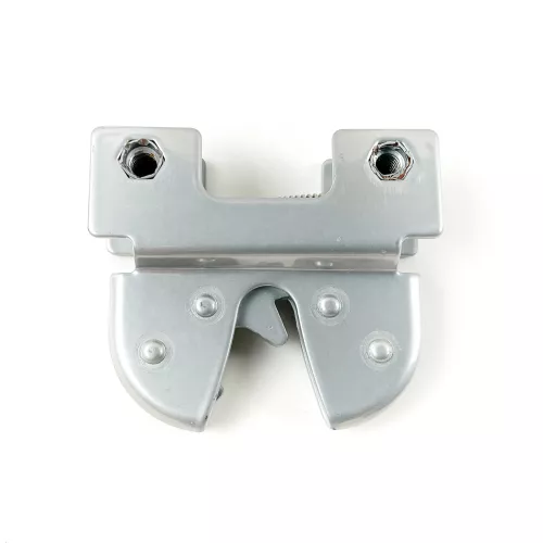 Serrat. cofano motore